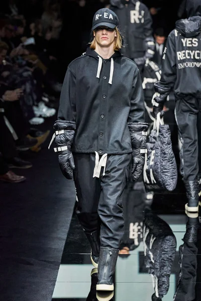 Look 104